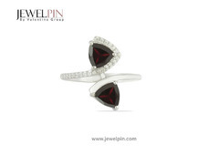 JewelPin Offers Wholesale Natural Gemstone Rings in Silver for Retailers
